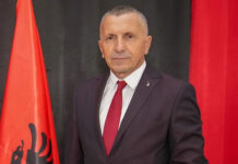 Shaip Kamberi: 2026 mund të jetë fundi i pushtetit nga Vuçiç