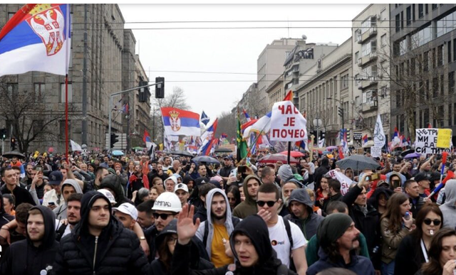 Vijojnë protestat studentore në Serbi  Sot nis tubimi i madh bashkë me sindikatat e vendit