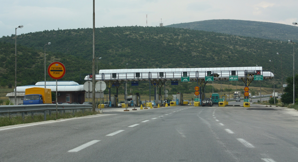Arrestime në pikë pagesën e Zhelinë  Tre persona kapen me kokainë