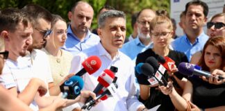 PlusInfo: Bujar Osmani e kopjon Izet Mexhitin