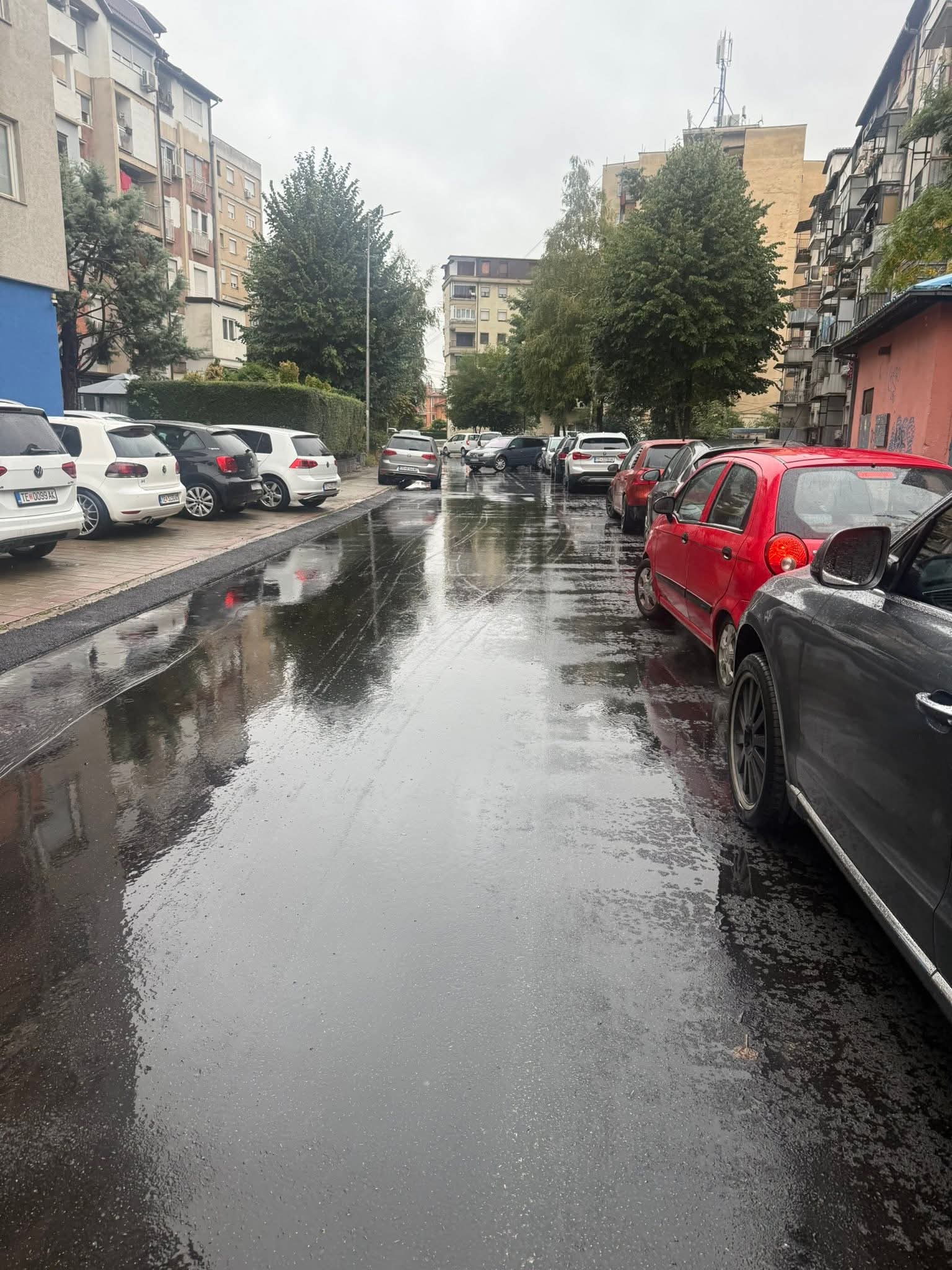 Valon Zeqiri  Pas 24 vitesh  Bllok 70 me rrugë dhe kanalizim të ri