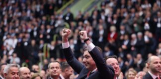 Mickoski rizgjidhet në krye të VMRO-DPMNE-së, ja çka paralajmëron