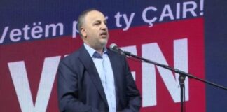 Adnan Azizi: Tema e liderit të VLEN-it do të zgjidhet më lehtë e më mirë seç duan dashakëqinjtë