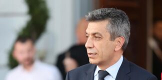 Mexhiti: VLEN po thyen paragjykimin e bajraktarizmit, ka dal fitues edhe pa patur lider