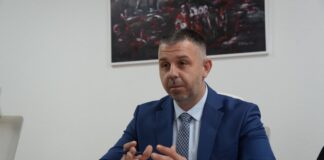 Rexhepi: BE-ja konfirmon shkeljet e të drejtave të shqiptarëve në Serbi