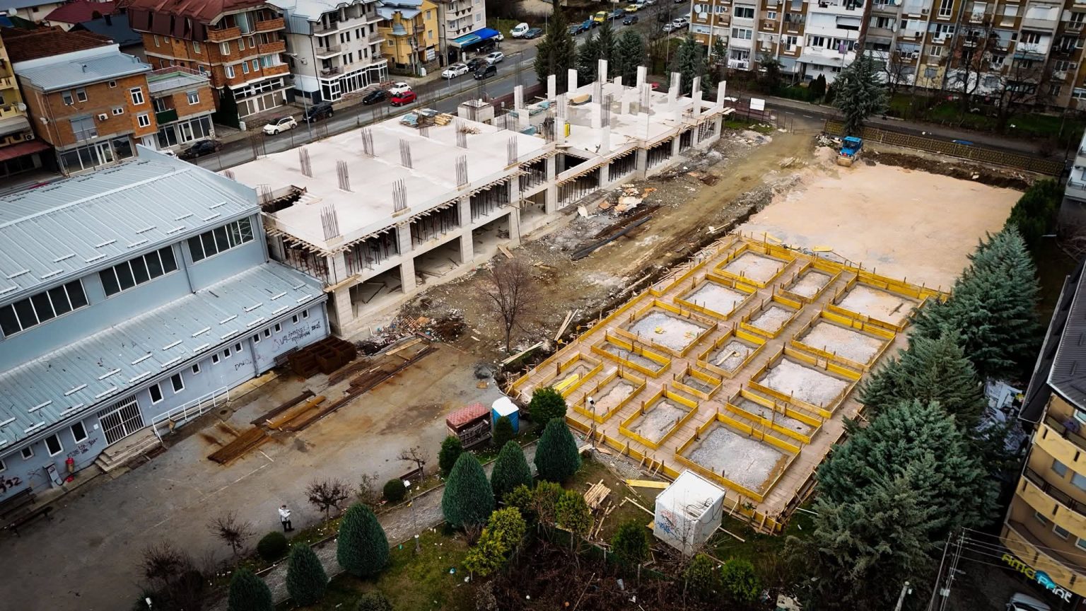 Kasami  Punimet për Shkollën  Tekstile  dhe Gjimnazin  7 Marsi  po vazhdojnë me intensitet të lartë