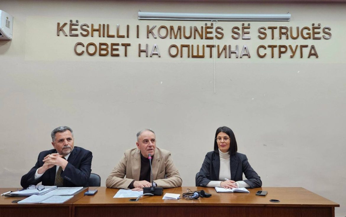 Takim i kryetarit të komunës Qyra me drejtorët e shkollave