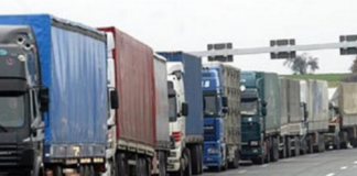 Nga e hëna bllokadë për trafikun e mallrave nëpër pikat kufitare në Maqedoninë e Veriut