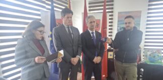 Feti Abazi, me euroambasadorin, Rokas: Biseduam pë projektet në ujin e pijshëm, zhvillimin e turizmit malor dhe fondet e BE-së