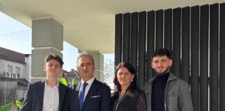 Feti Abazi, uron Fitër Bajramin: “Një familje e fortë, ndërtohet jo vetëm në festa, por edhe në sakrificën, dashurinë dhe përkushtimin e përditshëm”