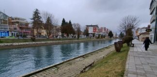 Edhe pse sezoni veror është larg gastronomët kanë shfaqur frikën e mungesës së fuqisë punëtore