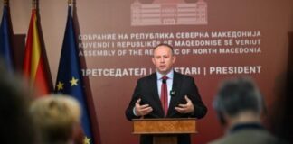 Gashi uron 7 Marsin – Ditën e Mësuesit dhe Shkollës Shqipe