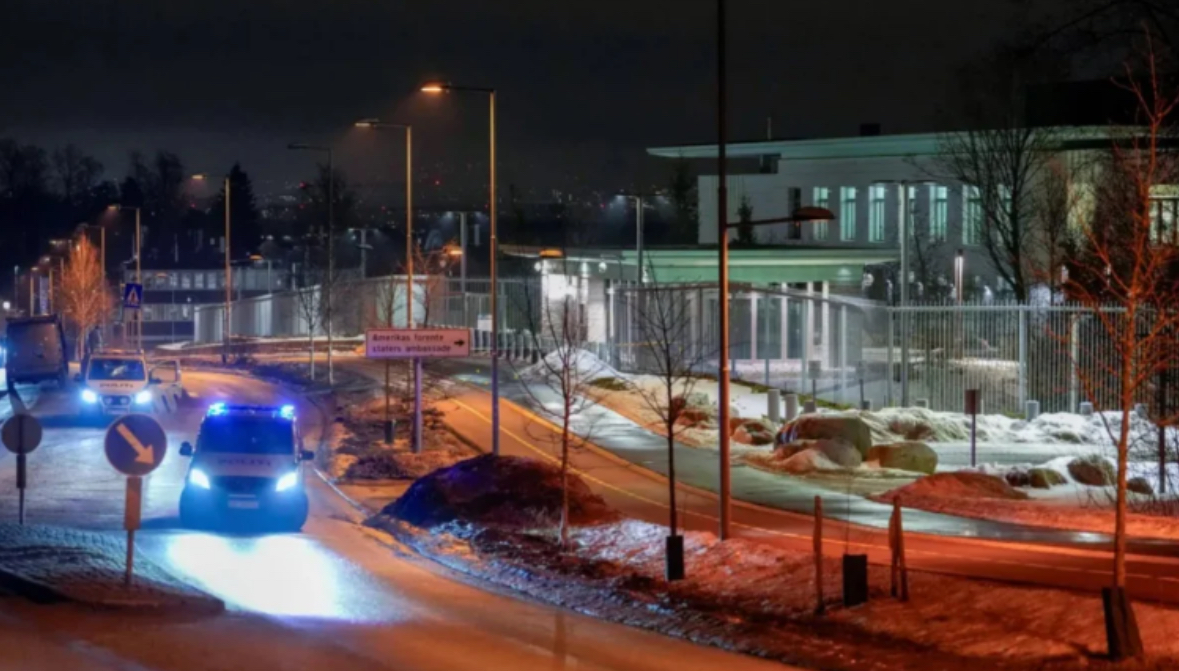 Shpërthim i fortë në hyrje të Ambasadës Amerikane në Oslo  policia  Nuk ka të plagosur