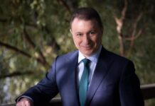 Nikolla Gruevski uron Bajramin: Gëzuar Festën e Bajramit të gjithë miqve të mi dhe të gjithë besimtarëve të besimit islam