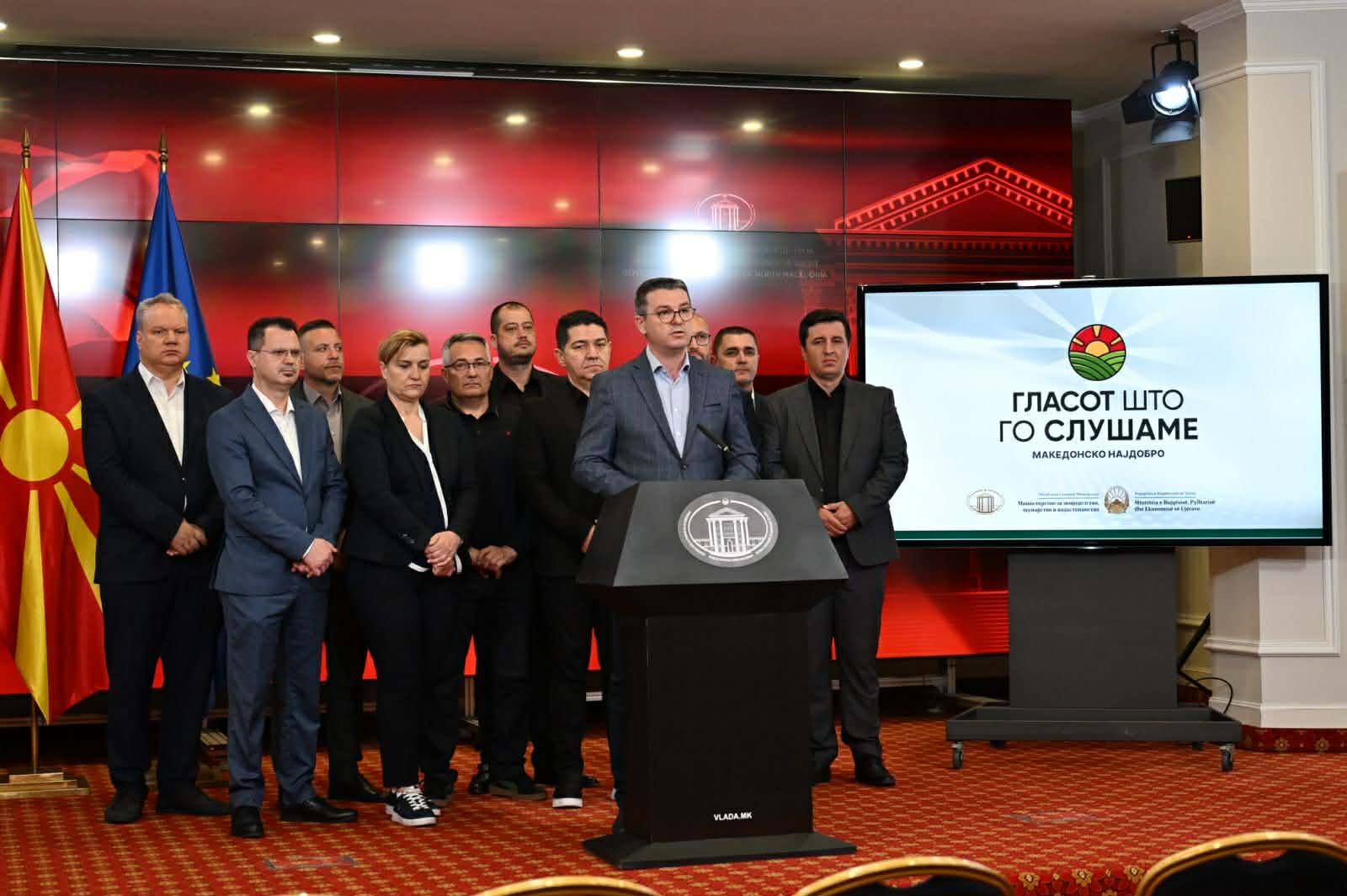 Tripunovski  Fillon fushata   Zëri që e dëgjojmë   më e mira e Maqedonisë    do të vizitojmë mbi 30 komuna dhe 120 vendbanime