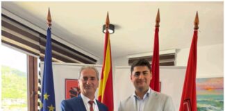 Abazi dhe zv/ambasadori i Austrisë: “Banjot e shkollës së Novo Sellës, do rikonstruohen”