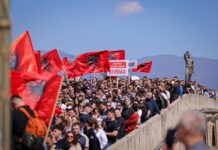 “80% e profesorëve nga BDI” – Mehazi: Protesta s’është vetëm e studentëve, por pasojë e një sistemi të vjetër