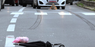 Shoferi i dehur përplas këmbësorin e dehur dhe ikën