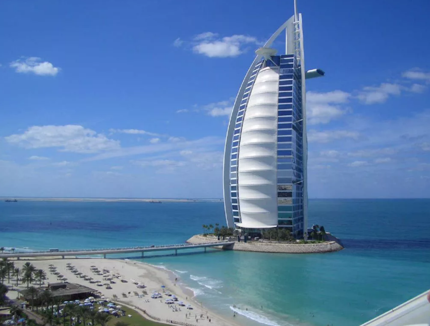 Hoteli më ikonik në Dubai  Burj Al Arab  mbyllet për 18 muaj
