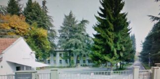 Në gardhin e kazermës së Tetovës vendoset flamuri i një shteti të huaj