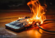 Rregulla të reja të BE-së nga viti 2027 — të gjithë telefonat do të kenë bateri të zëvendësueshme që do të zgjasin më shumë