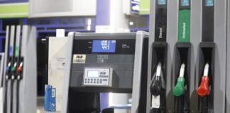 Konsumi i naftës në kufijtë e Maqedonisë së Veriut trefishohet, 200 mijë litra në ditë blihen nga shqiptarët