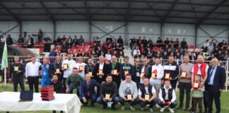 Feti Abazi i bashkohet festës së titullit të klubit KAMJANI, në ligën e tretë të futbollit