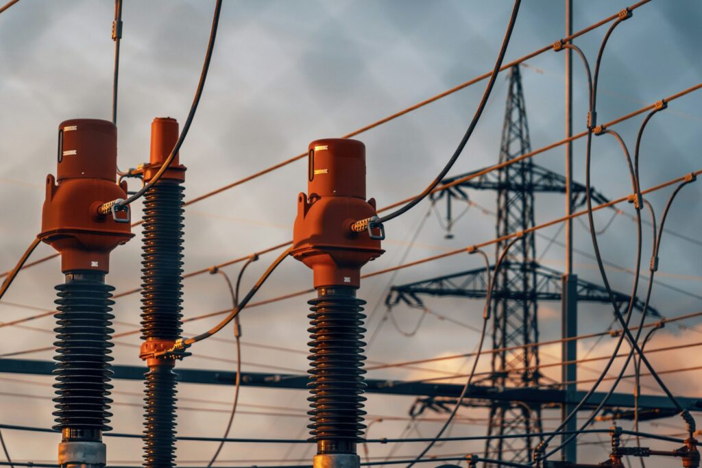 Dy fshatra të Tetovës nesër do të mbeten pa energji elektrike