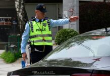 Kaos në rrugën Tetovë-Gostivar / Sulmohet polici pas ndalimit të “Audi A6”, tre persona përfundojnë në stacion