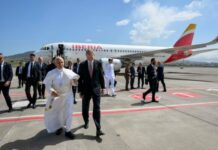 Mbreti i Spanjës i del në ndihmë Papa Leos pas prishjes së aeroplanit me të cilin planifikohej të fluturonte