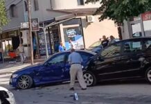 Përplasen dy automjete tek rruga e varrezave në Tetovë, ja detajet