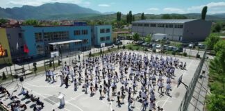 Nxënësit e shkollave të mesme deri të hënën do të kenë mundësi të aplikojnë për mbështetje financiare në Qytetin e Shkupit