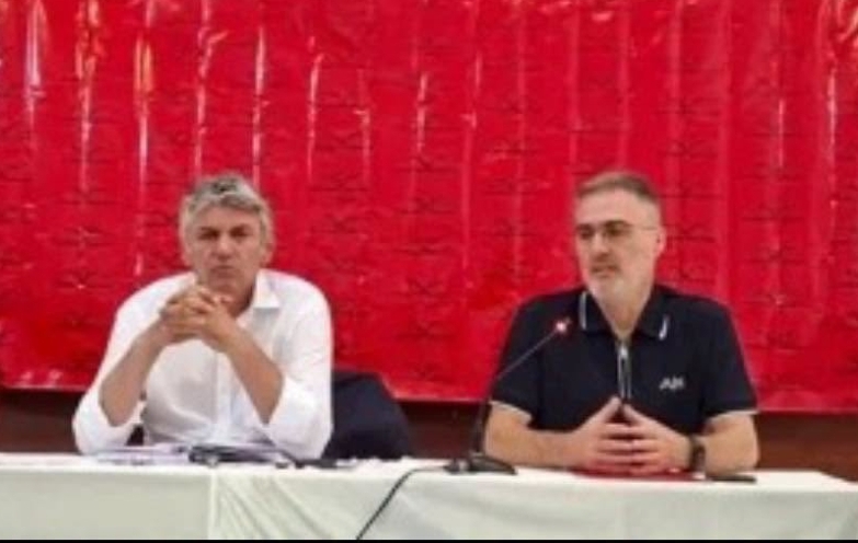 Lidhja Shqiptare mbajti Kuvendin e parë  u zgjodh kryesia e re e partisë
