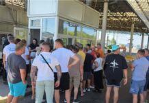 „Safe City“ nuk fal: Të huajt rreshtohen në Tabanoc për të paguar gjobat e shpejtësisë