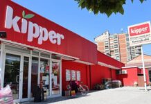 Kërpudha të mykura në një market të “KIPPER”, qytetarët reagojnë