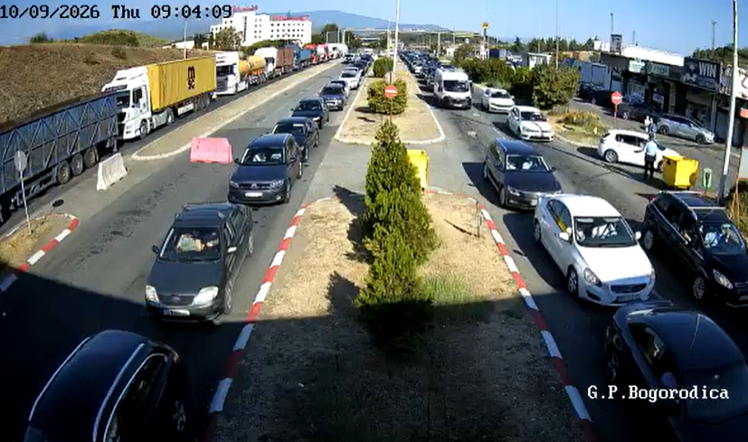 Nuk ka pritje të gjata në vendkalimet kufitare