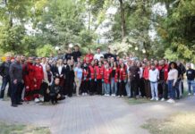 Rreth 30 mijë qytetarë morën pjesë në aksionin ekologjik në Shkup, njofton kryetari Gjorgjievski
