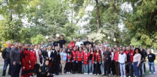 Rreth 30 mijë qytetarë morën pjesë në aksionin ekologjik në Shkup, njofton kryetari Gjorgjievski