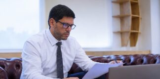 Hapi i parë drejt reformimit përmbyllet: Ferati miraton planin për ristrukturimin e Ministrisë