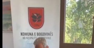 Merr fund pritja për banorët e Siniçanit, Feti Abazi, nënshkruan kontratën për kaptimin e ujit: “Vazhdojmë edhe në fshatrat e tjera”