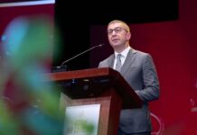 Mickoski paralajmëron skenarë destabilizues: “Nuk do të bie në kurthin e shërbimeve.”