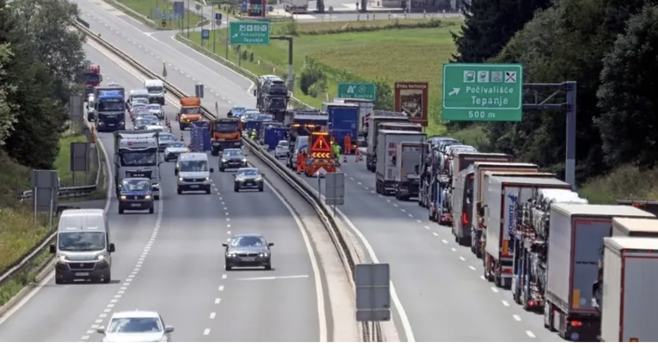 Sllovenia vendos radarë të rinj në autostrada  shoferët rrezikojnë gjoba deri në 1 200 euro