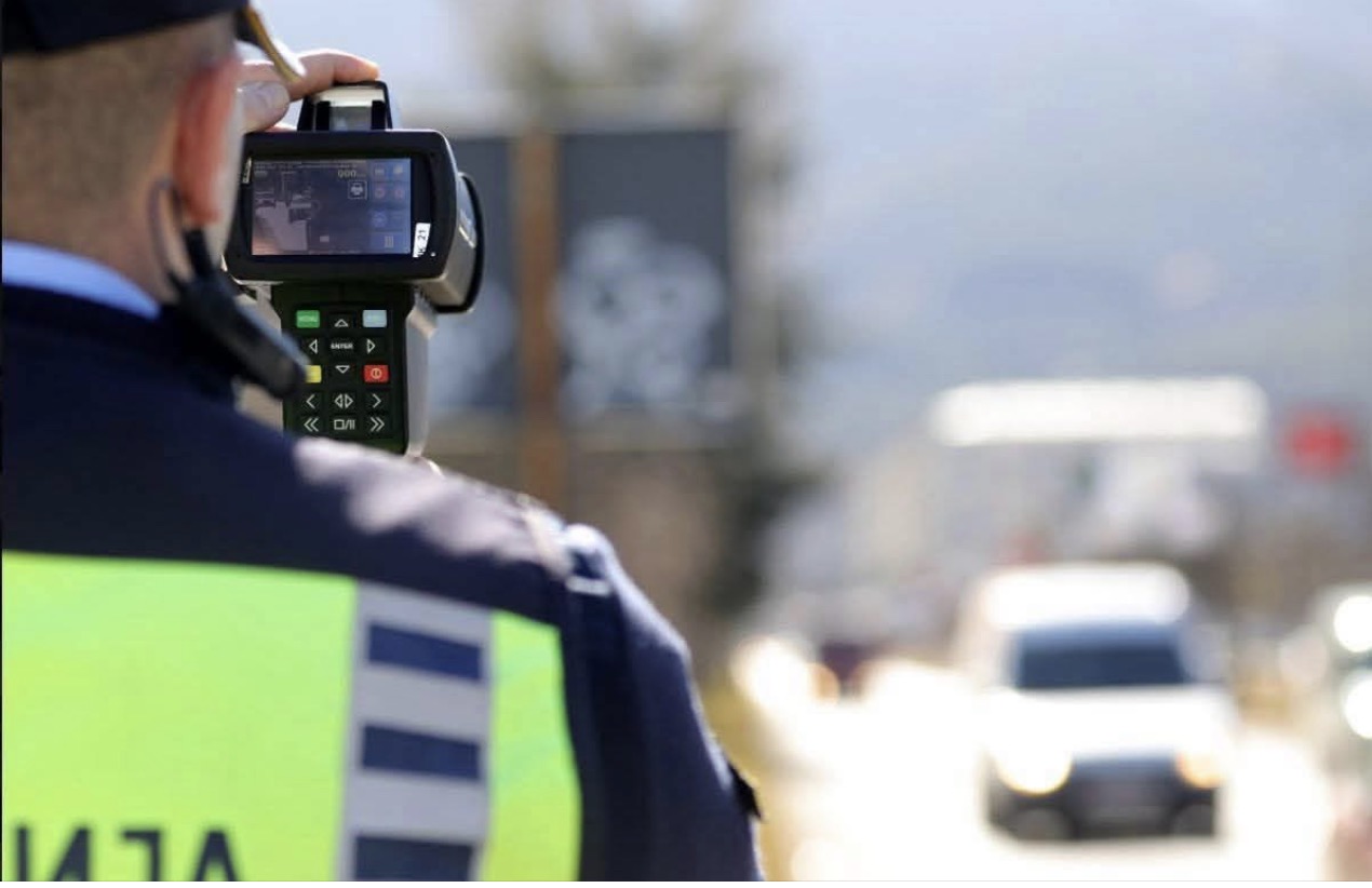 Arrestohet një shtetas serb në pikën kufitare të Tabanocit  voziste me 166 km h aty ku shpejtësia e lejuar është 80 km h